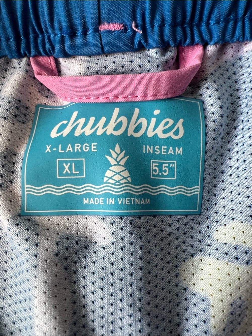 chubbies Pink Swim Trunks with Blue Waist Trim XL - Picture 5 of 10